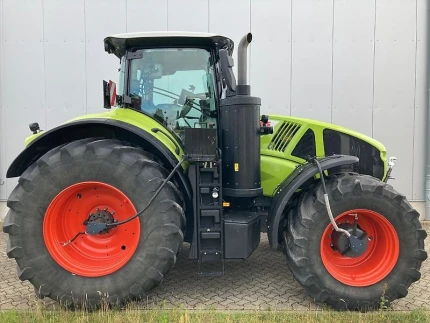 Claas AXION 950 CMATIC