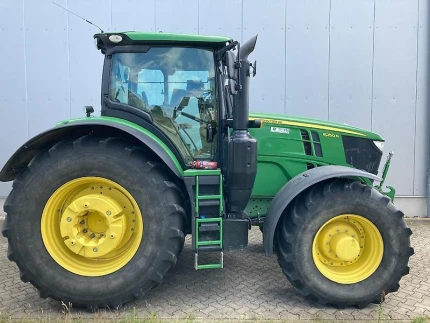 John Deere 6250R