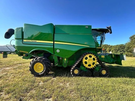 John Deere S780