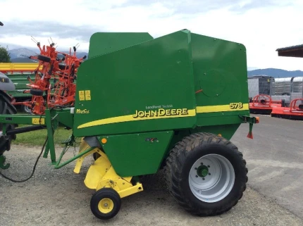 John Deere 578