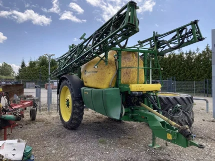 John Deere M740I