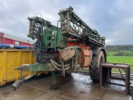 Pulvérisateur traîné - 2008