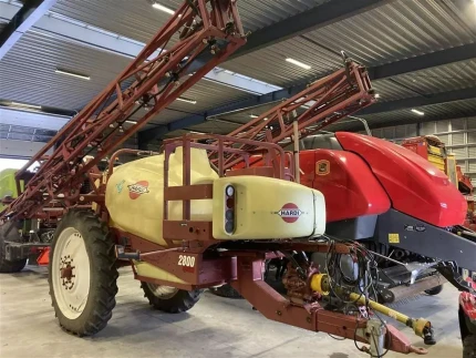 Hardi COMMANDER 2800 24 M NYRENOVERET PUMPE OG SYNET TIL PRISEN