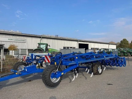 Vibroculteur - 4M - 2024