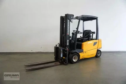 Chariot élévateur - 4377H - 2003