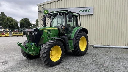 John Deere 6120M