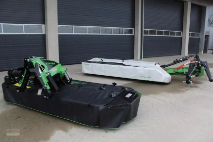 Samasz FRONT UND HECKMäHWERK KOMBINATION