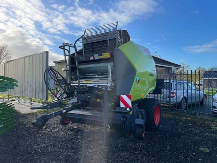 Claas VARIANT 585 RC