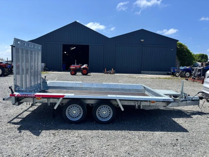 Plateau porte matériel