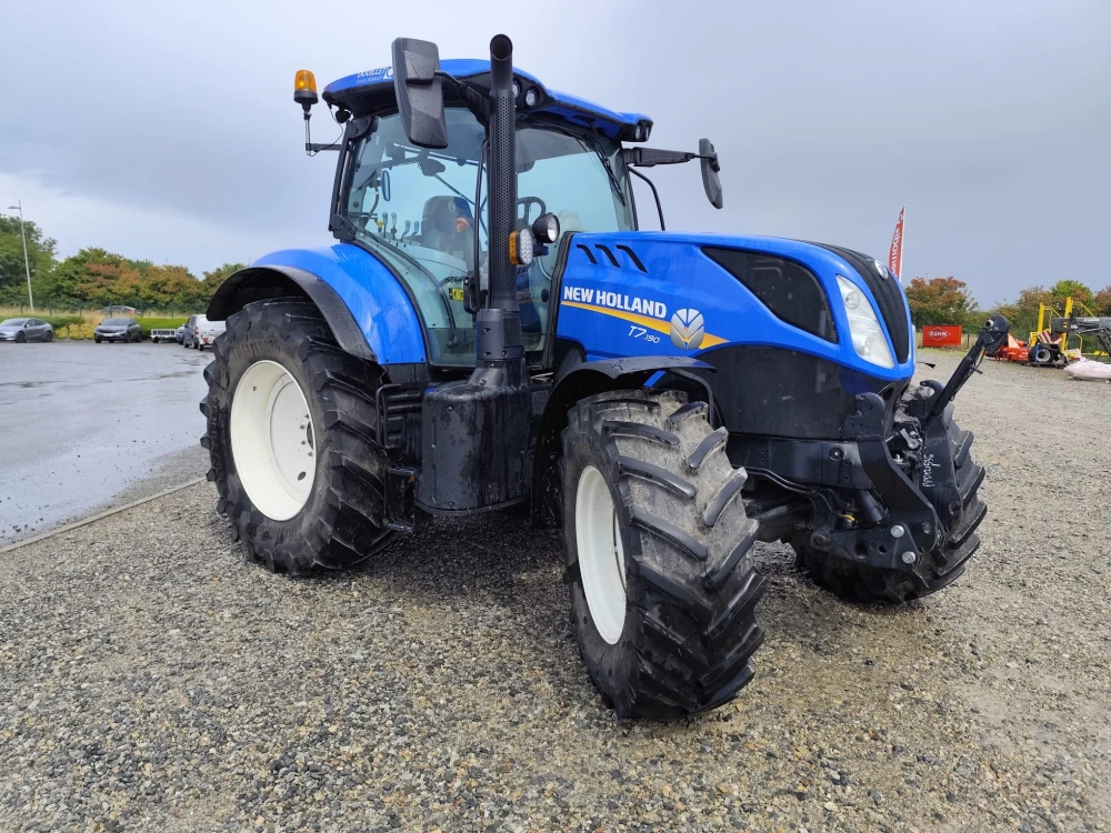 New Holland T7 190 PC d'occasion — photo 16