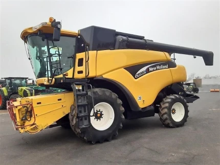 New Holland GEBR. MäHDRESCHER NEW HOLLAND