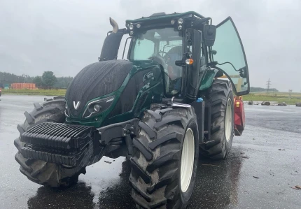 Valtra Valmet T174