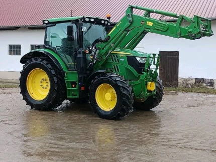 John Deere 6130R