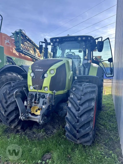 Claas AXION 850