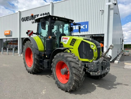 Claas ARION 630 CIS