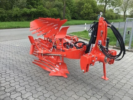 Charrue - 2M - 5 corpscorps - 2023