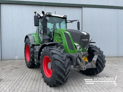Fendt 828 VARIO S4 PROFI PLUS
