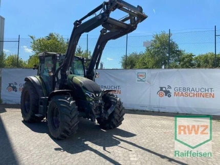 Valtra Valmet G135 V SCHLEPPER