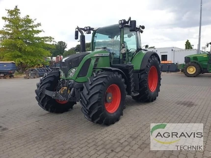 Fendt 724 VARIO SCR PROFI PLUS