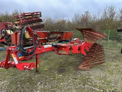 Charrue - 6 corpscorps - 2019