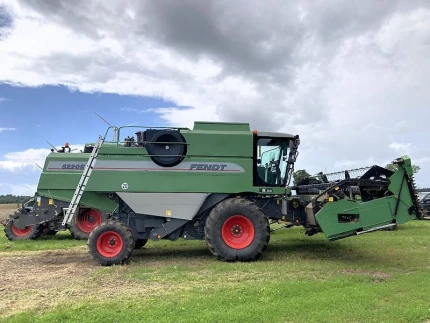 Moissonneuse batteuse - 210 CH - 1730H - 2011