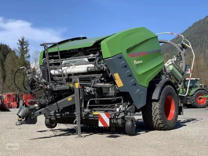 Fendt RUNDBALLENPRESSE ROTANA 130F COMBI