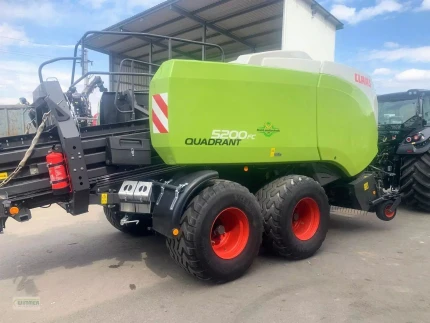 Claas QUADRANT 5200 FC - QUADERBALLENPRESSE