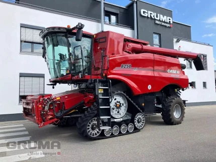 Case IH AXIAL-FLOW 8250