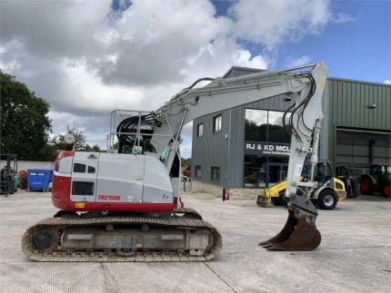 Takeuchi TB2150R DIGGER (ST17926)