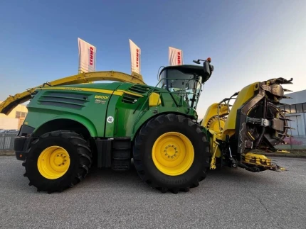 John Deere 8800