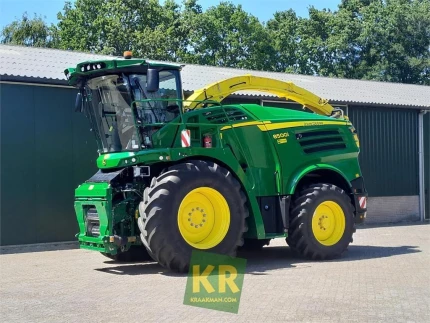 John Deere 8500