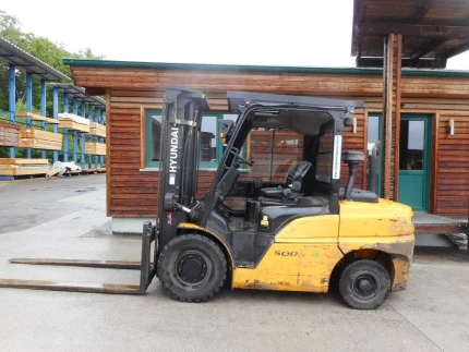 Hyundai 50DA-9 EURO5 ( TRIPLEX 4,9M + 3. U. 4. KREIS )