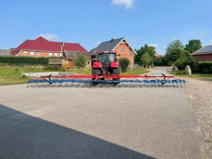 Hatzenbichler STROHSTRIEGEL 12M