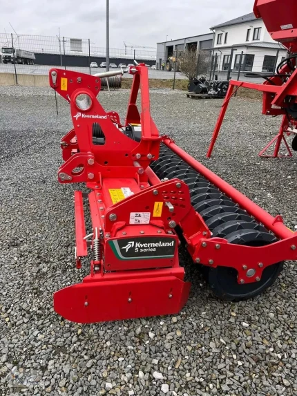 Kverneland KREISELEGGE S-SERIE MIT ACTILINEWALZE