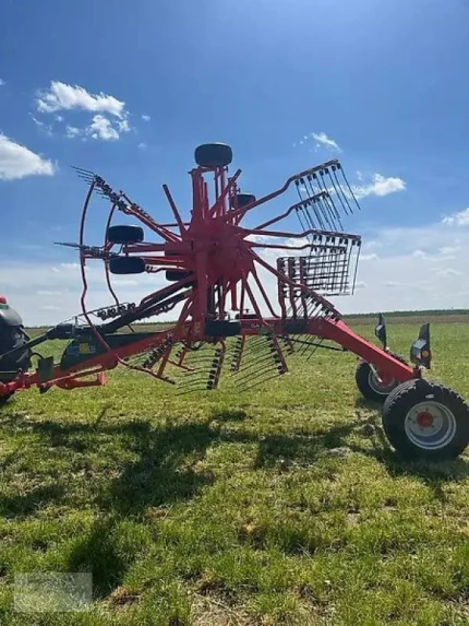 Kuhn GA 8131 / MITTELSCHWADER