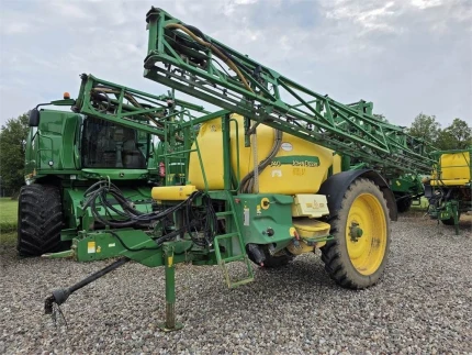 John Deere 740