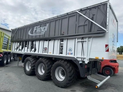 Fliegl GIGANT ASW 391 TAURUS FOX