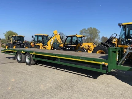 Plateau porte matériel