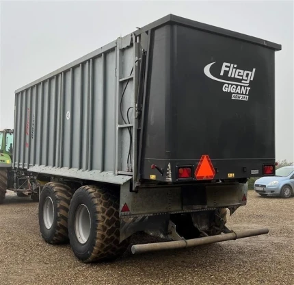 Fliegl GIGANT FOX-ASW 281