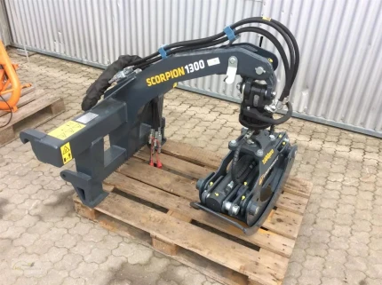 Uniforest SCORPION 1300 F