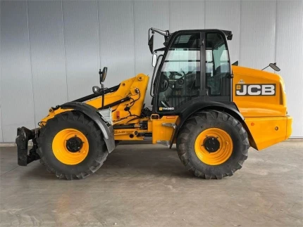 JCB TM 320 AGRI