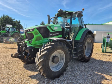 Deutz-Fahr 6215 RC-SHIFT