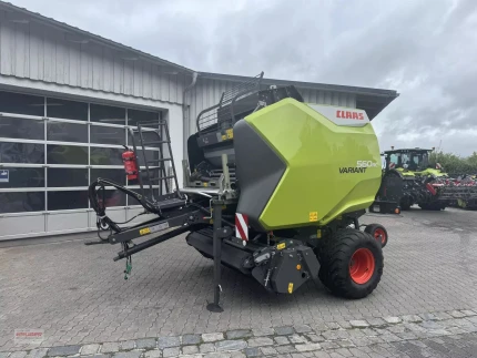 Claas VARIANT 560 RC PRO
