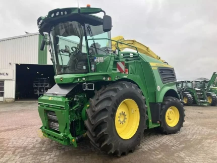 John Deere FELDHäCKSLER 8500