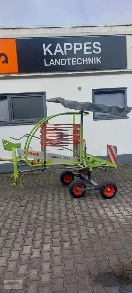 Claas LINER 370