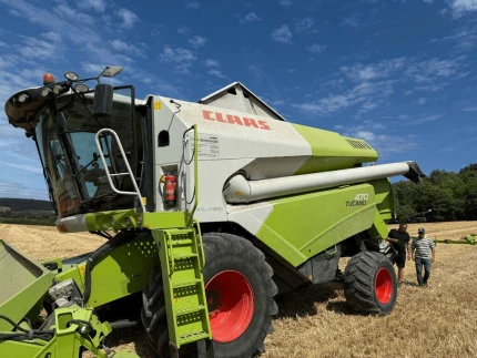 Claas TUCANO 470 T4