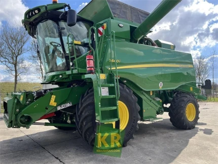 John Deere T660