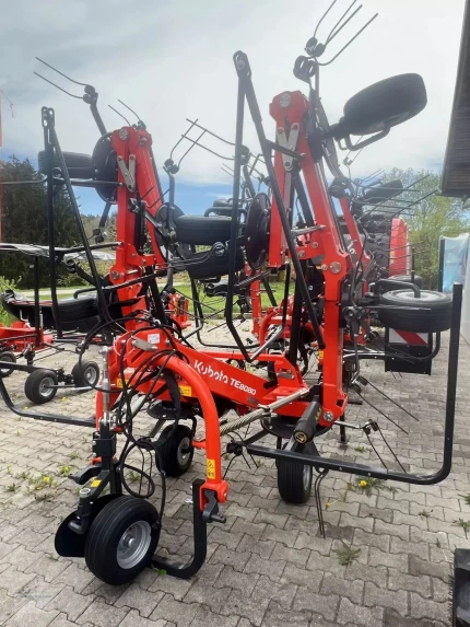 Kubota TE 8080