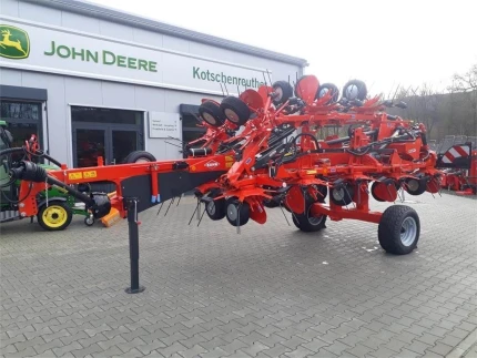 Faneuse - 17M - 2023