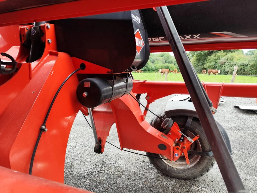 Kuhn MERGEMAXX 950 d'occasion — photo 12